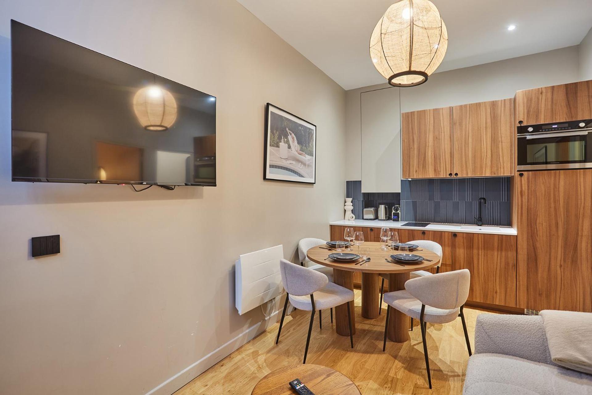 Center Of By Prestige Appartement